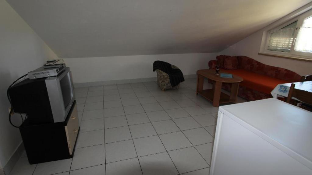 Apartments Ravlic Malinska Luaran gambar